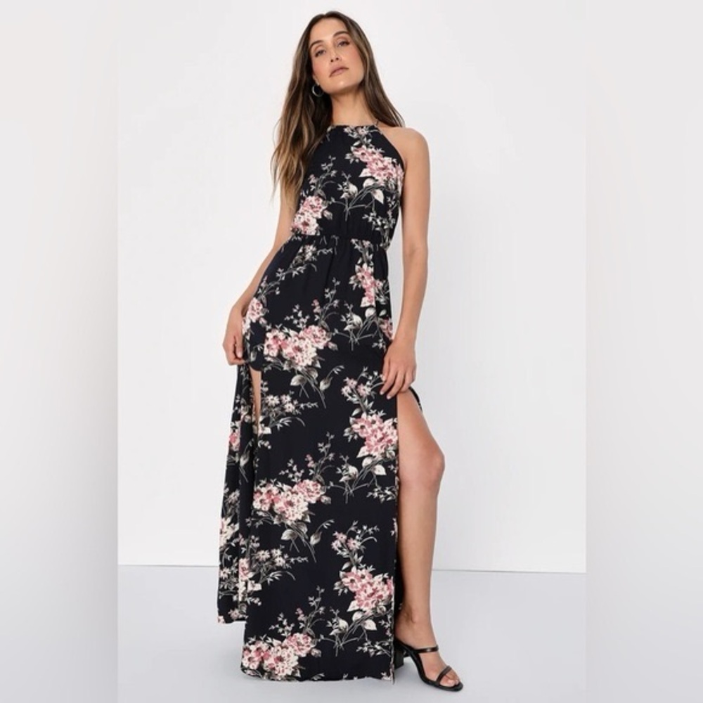 Lulu's Black Floral Maxi Dress.